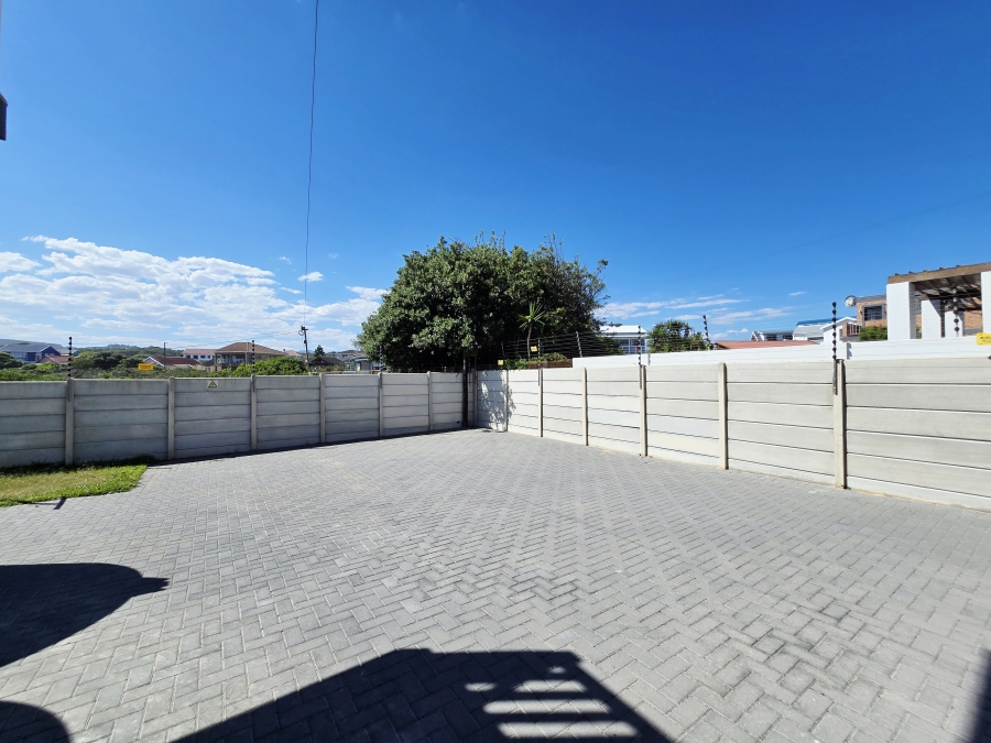 4 Bedroom Property for Sale in Kleinkrantz Western Cape